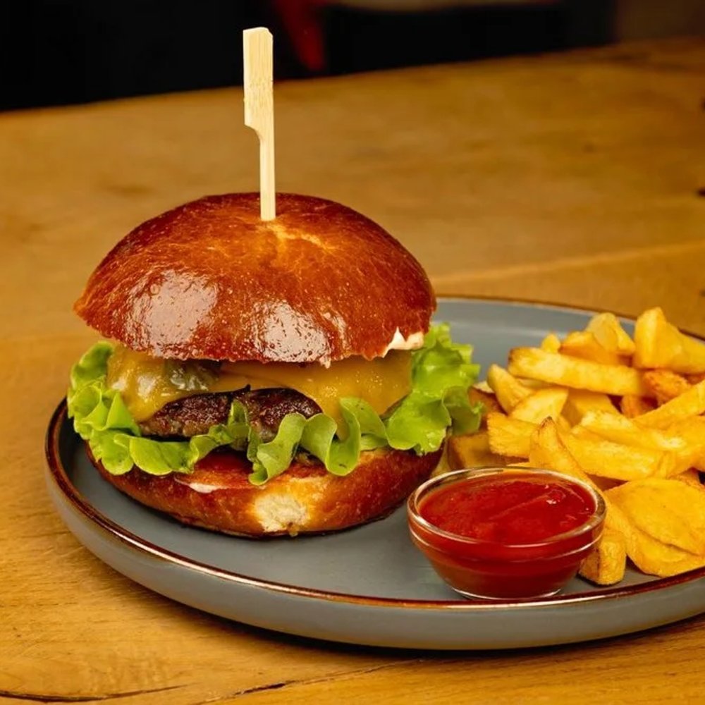 CHEESEBURGER